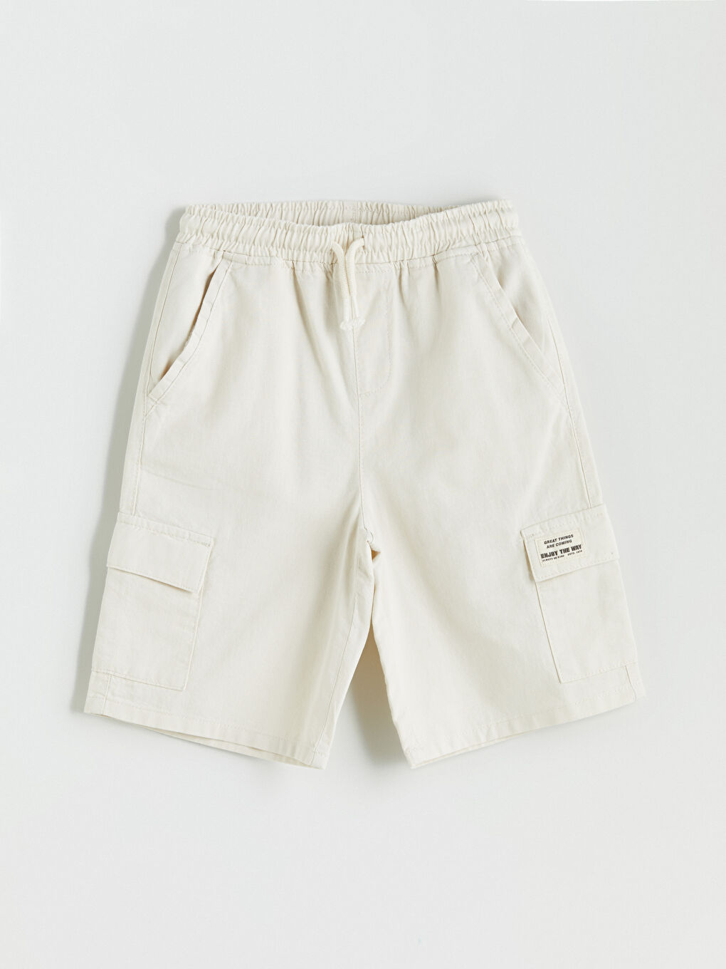 Bej Beli Lastikli Keten Karışımlı Erkek Çocuk Kargo Şort