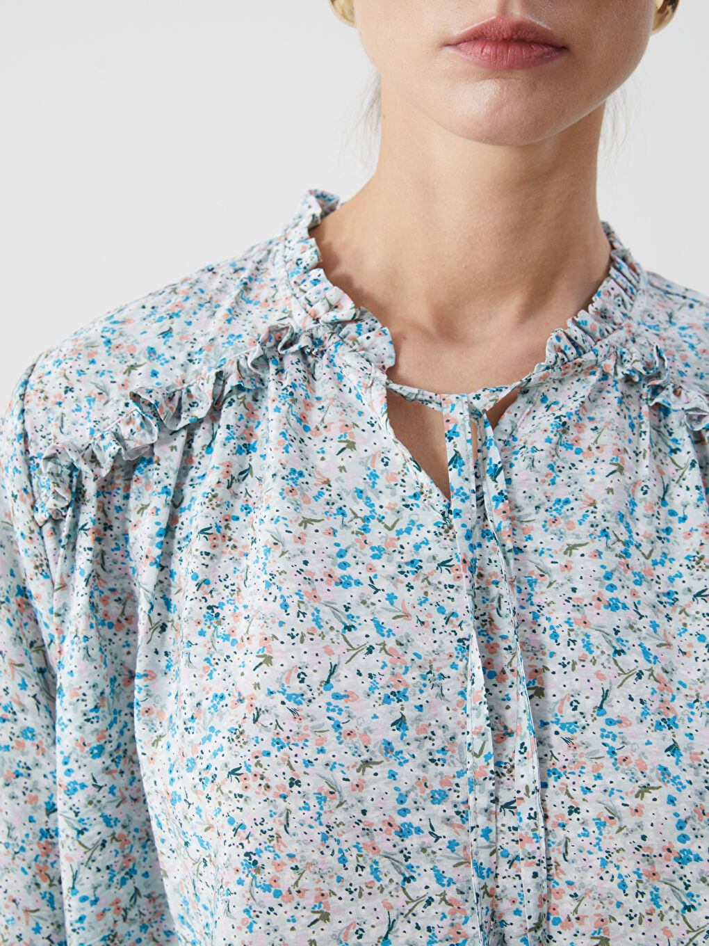 Tie Neck Floral Women's Blouse -S5BS66Z8-LRR