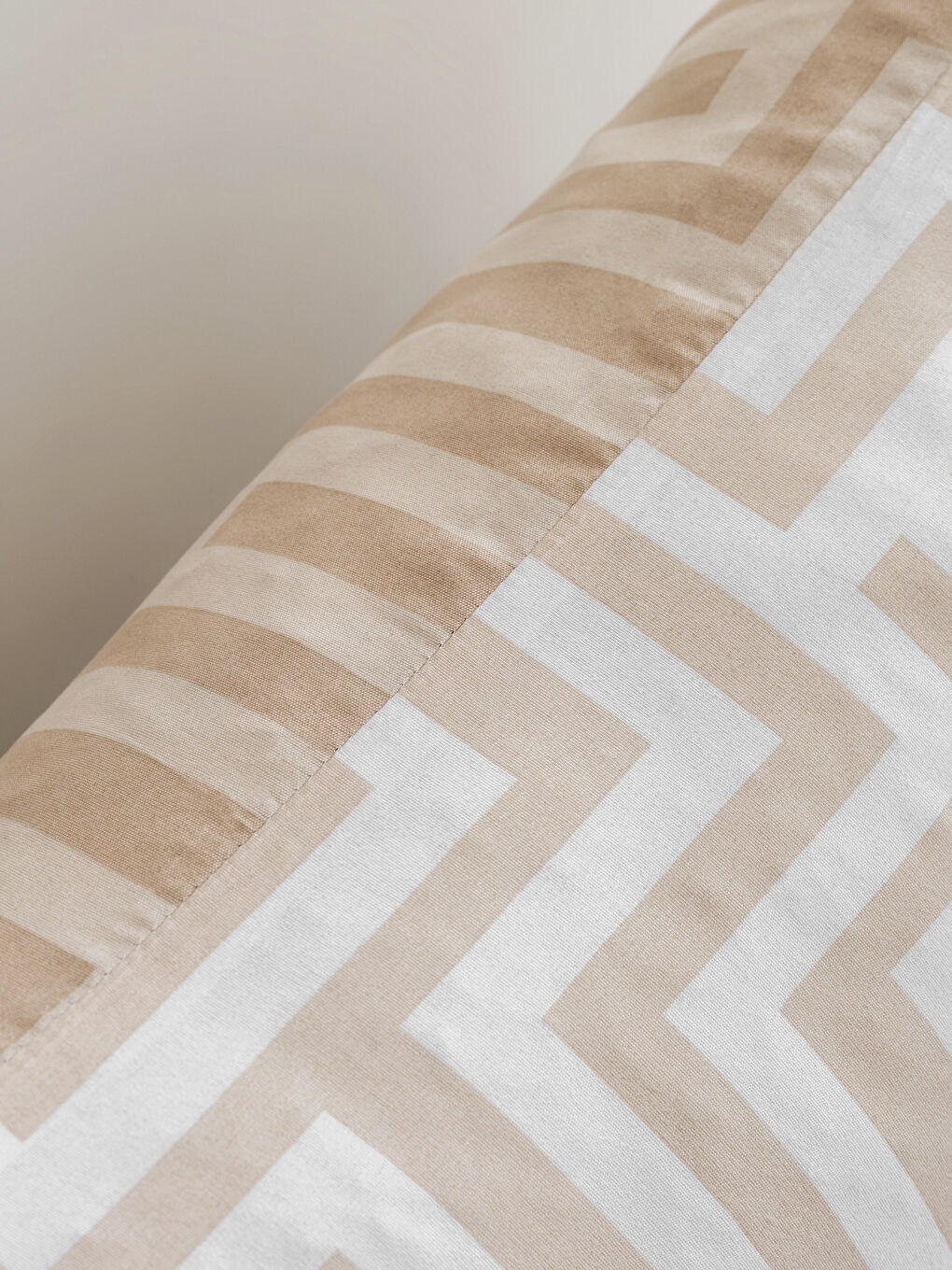 Karışık Desenli Tek Kişilik Nevresim Seti-3