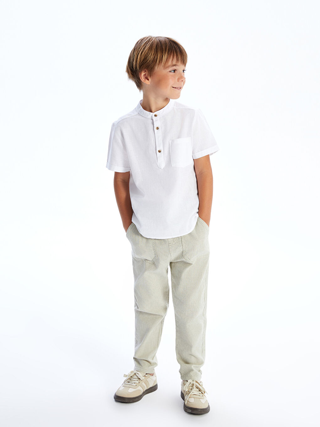 LCW Kids Boys' Linen-Look Trousers with Elasticated Waist -S5CB19Z1-LFM