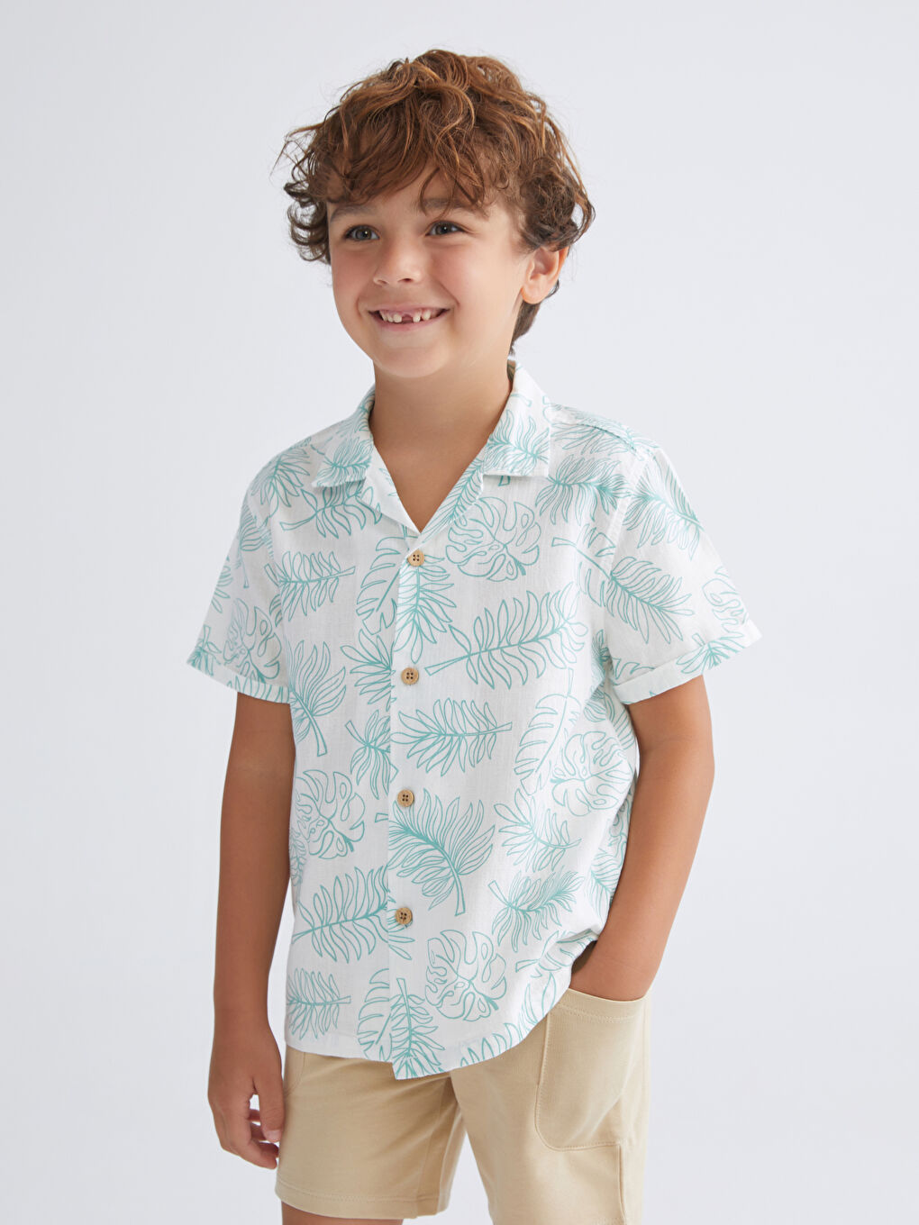 LCW Kids Regular Fit Printed Boys' Shirt -S5CB29Z1-LRA