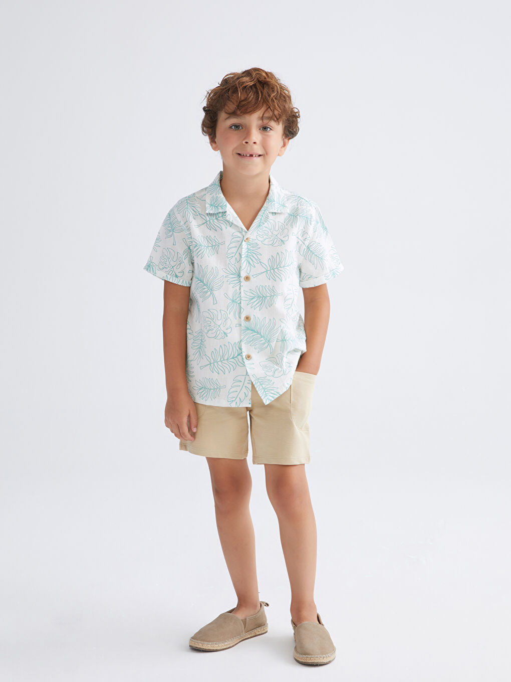 LCW Kids Regular Fit Printed Boys' Shirt -S5CB29Z1-LRA