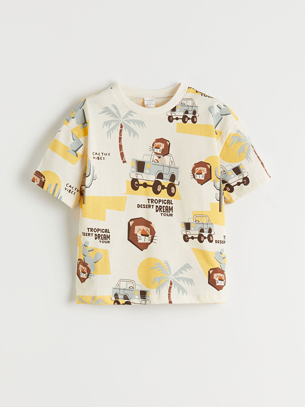 تیشێرتی قۆڵ کورت چاپکراوی بۆ کوڕان