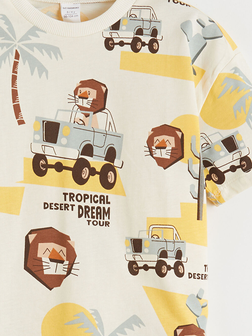 تیشێرتی قۆڵ کورت چاپکراوی بۆ کوڕان-2