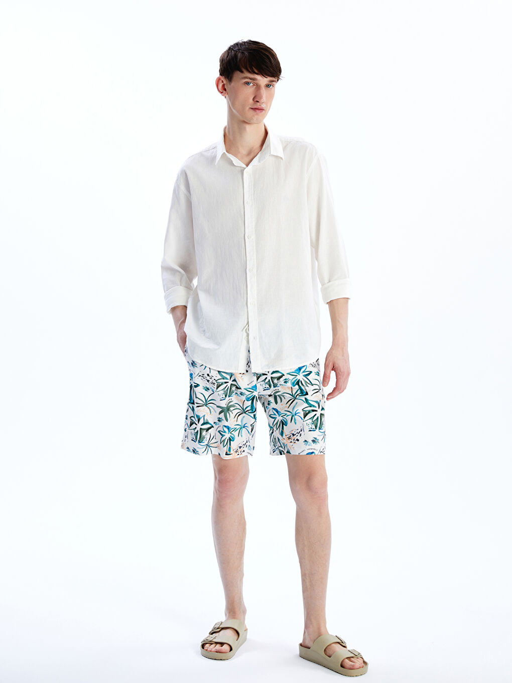 Bej Kısa Boy Desenli Erkek Deniz Şortu