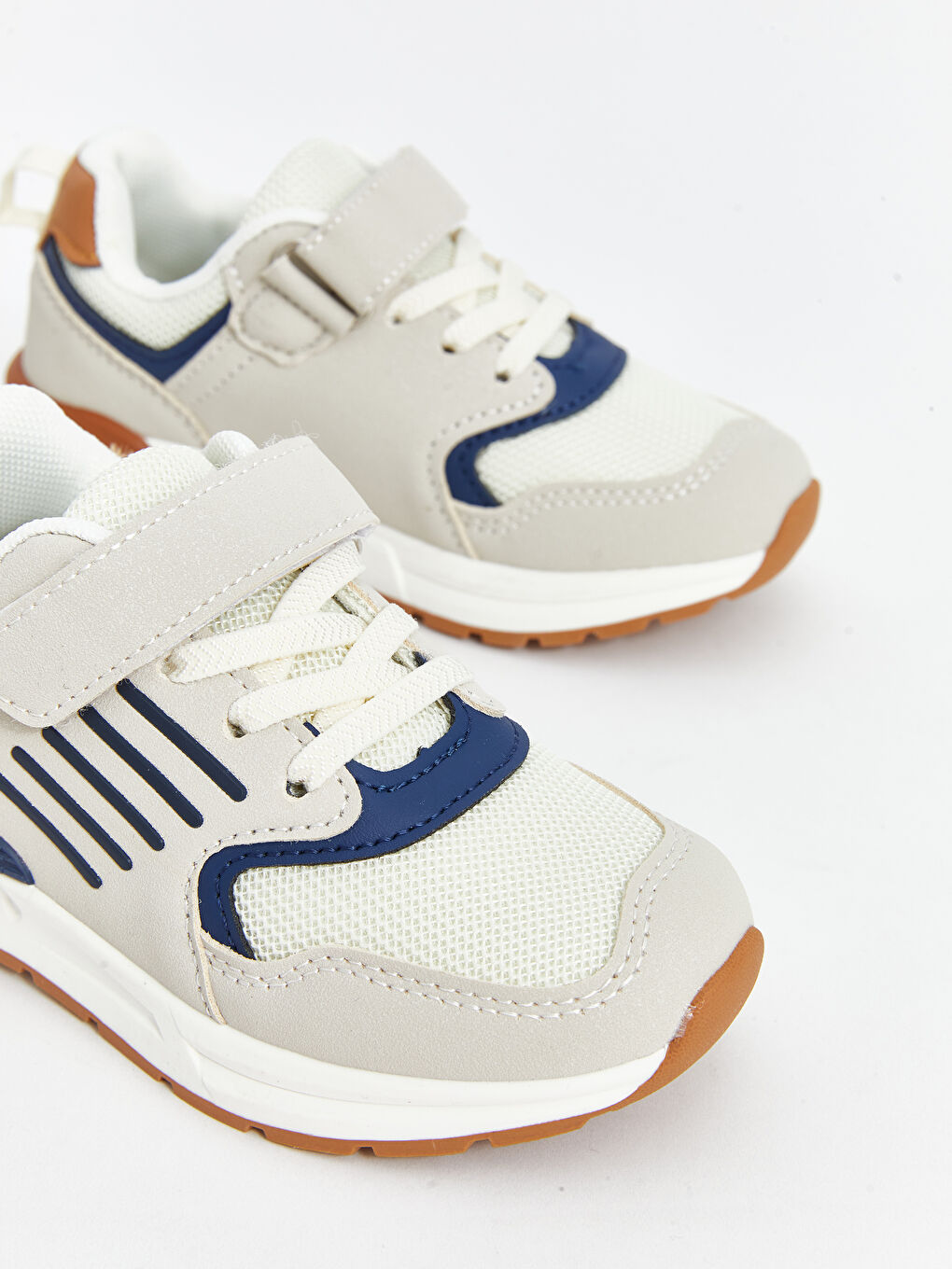 Laces & Hook-and-Loop Boys' Sneakers -S5CH38Z4-DWR
