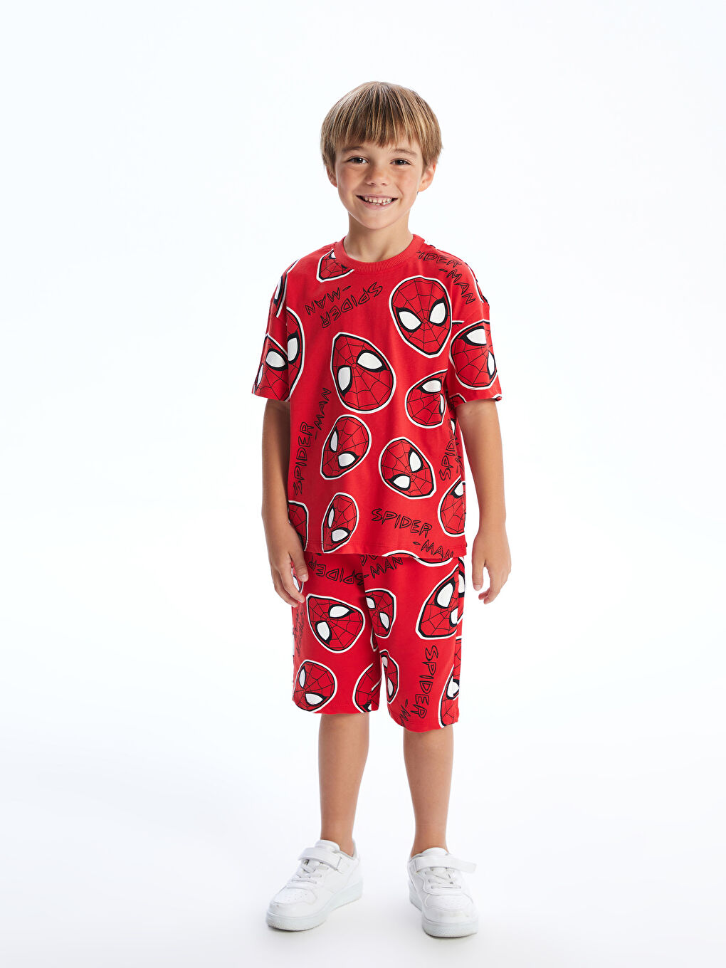 LCW Kids تیشێرت یه‌خه‌ خڕ چاپکراوی سپایدرمان بۆ کوڕان -S5CI45Z1-LTP