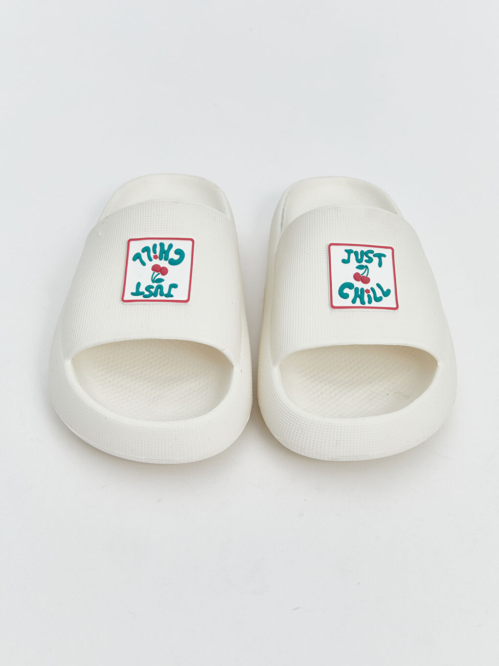 Beyaz Tek Bantlı Baskılı Kadın Terlik-2