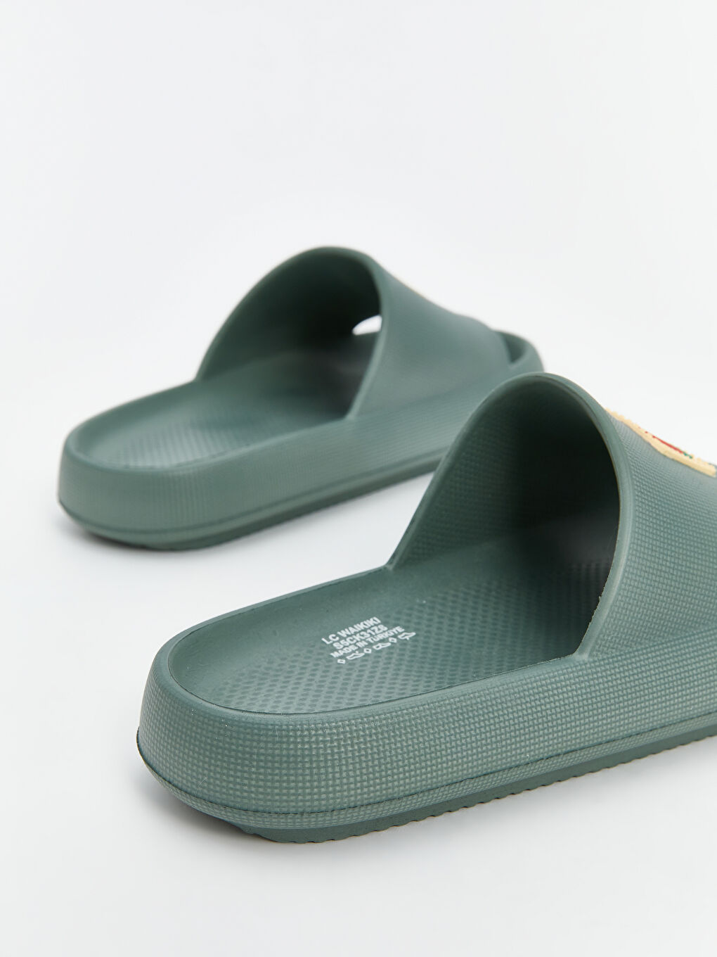 Yeşil Tek Bantlı Baskılı Kadın Terlik-4