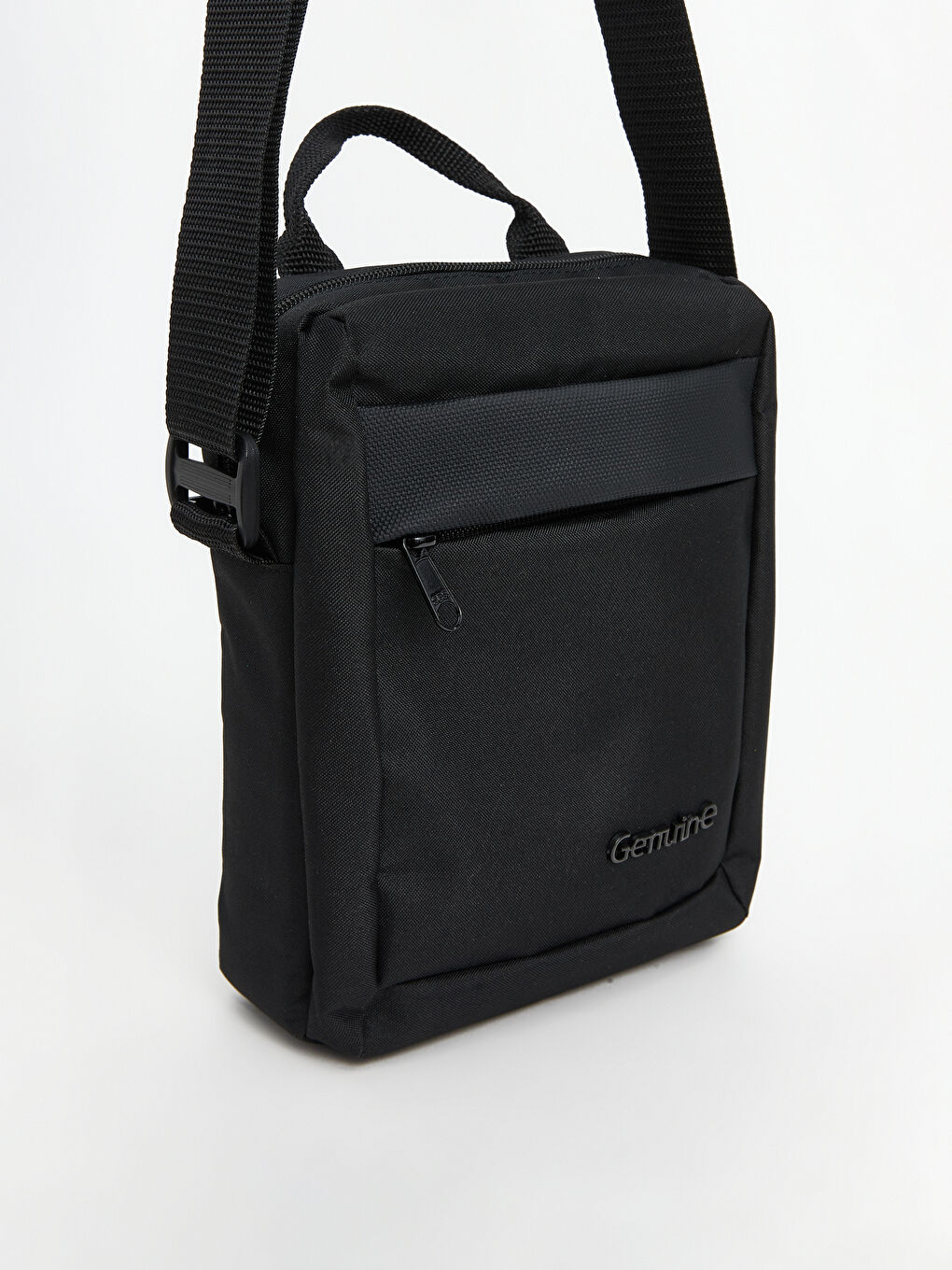 【関税込】 スモール バックルバック - ブラック LCW ACCESSORIES Zippered Men's Waist Bag -S5CL85Z8-CVL - LC