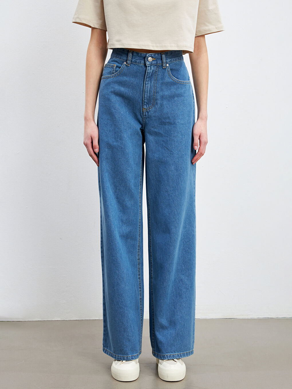 Wideleg Women's Jeans-1