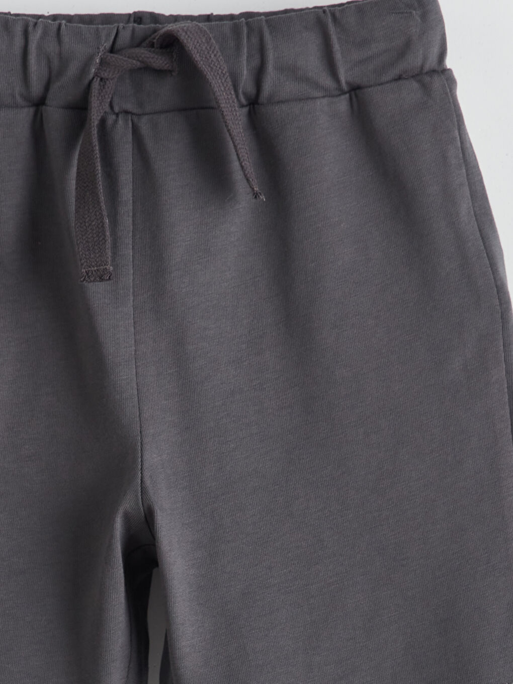 Antrasit Beli Lastikli Basic Erkek Çocuk Şort-2