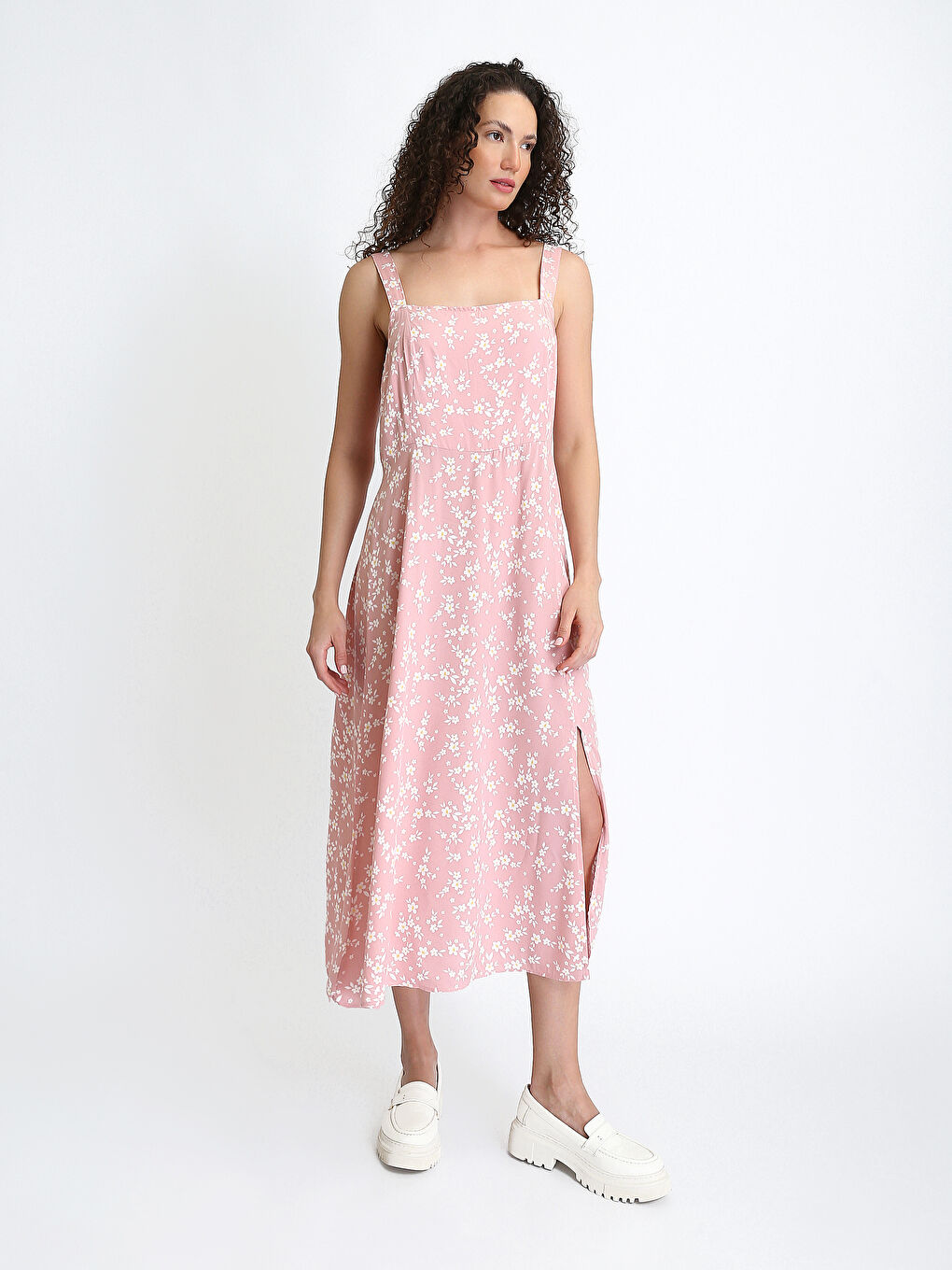 Robe Florale Fendue à Col Carré-1
