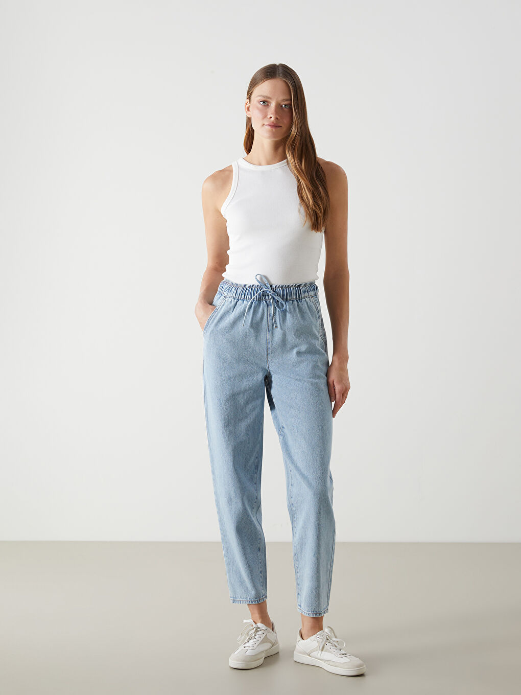 Elasticated Waist Mom Fit Women's Jeans -S5CR93Z8-507