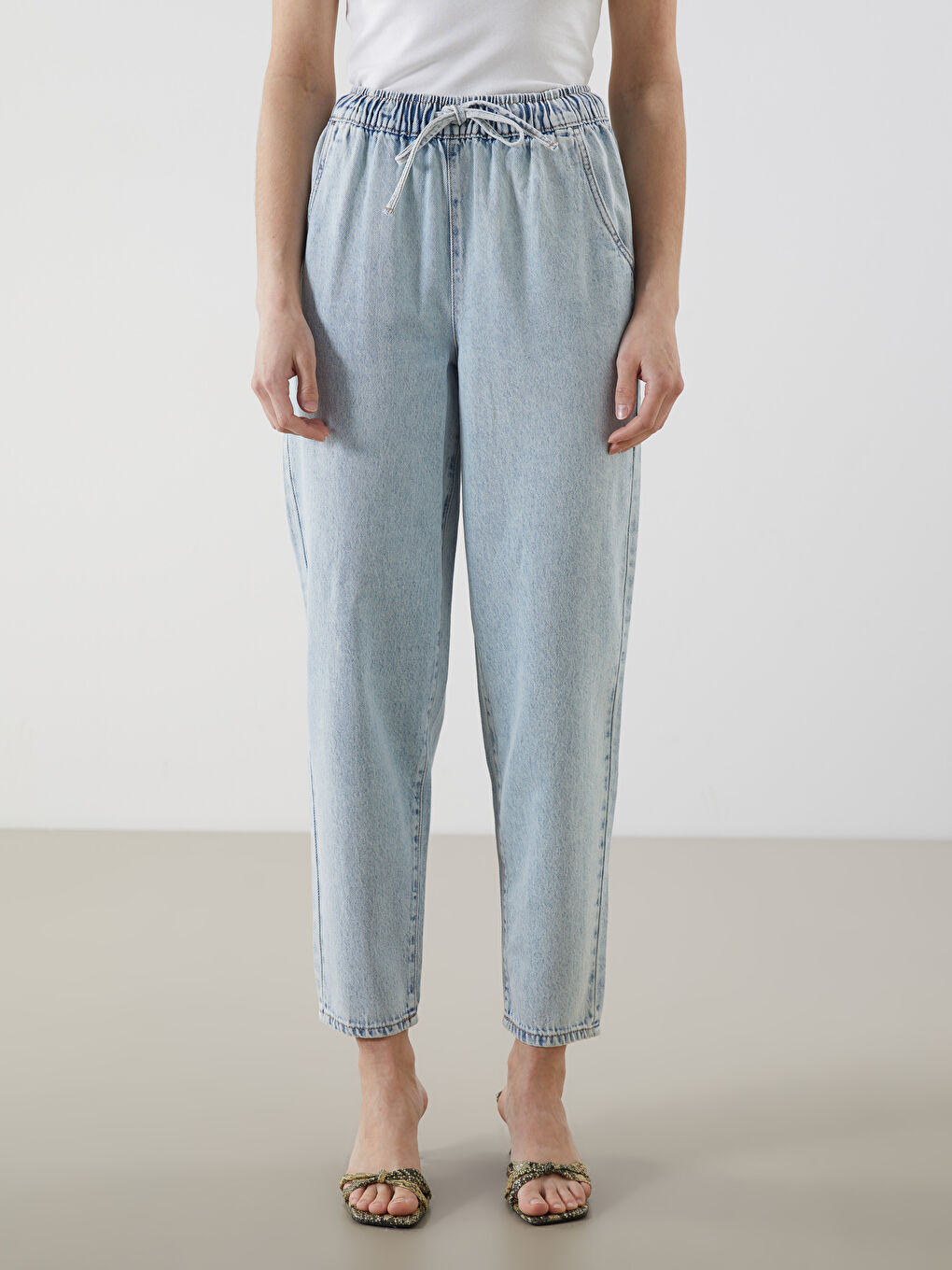 Elasticated Waist Mom Fit Women's Jeans -S5CR93Z8-311