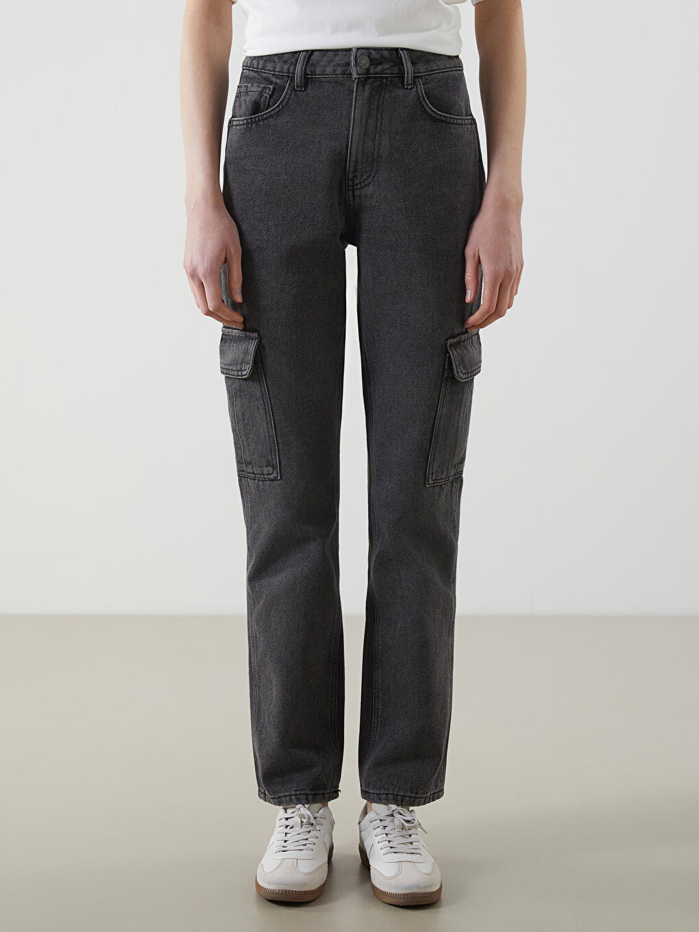 High Waisted Women's Jean Cargo Pants-1