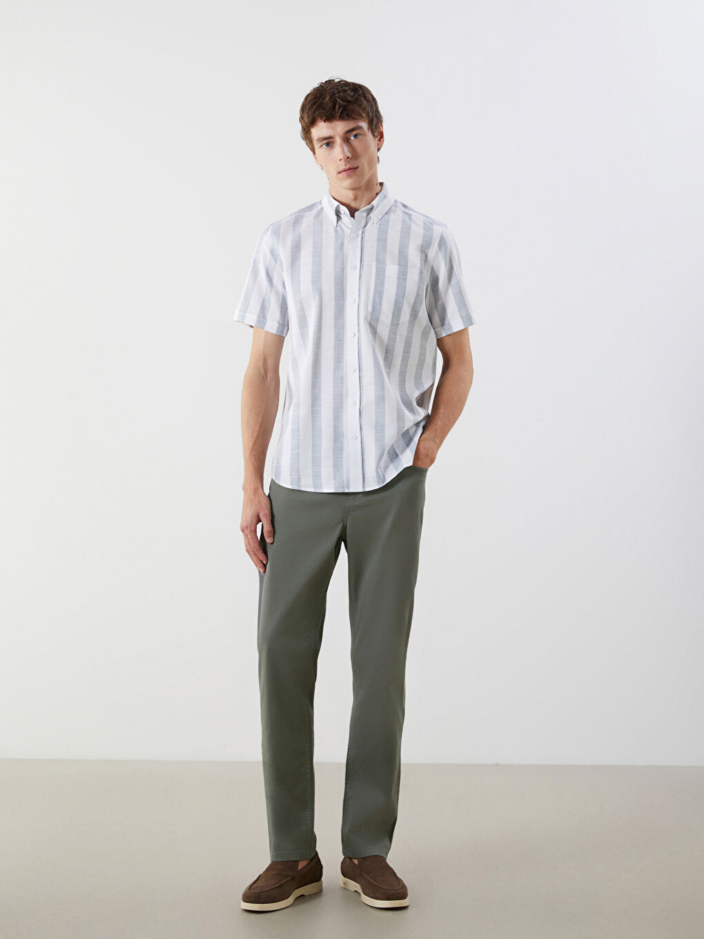 بنطلون تشينو بقماش جباردين بقصة عادية - للرجال