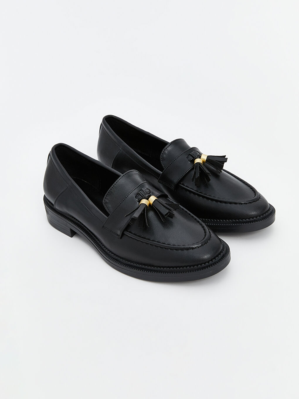 Siyah Deri Görünümlü Kadın Loafer Ayakkabı-1
