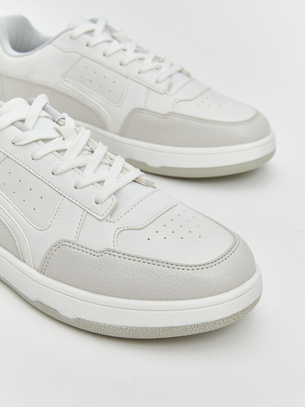 Women's Lace-Up Sneakers -S5CY25Z8-J5E