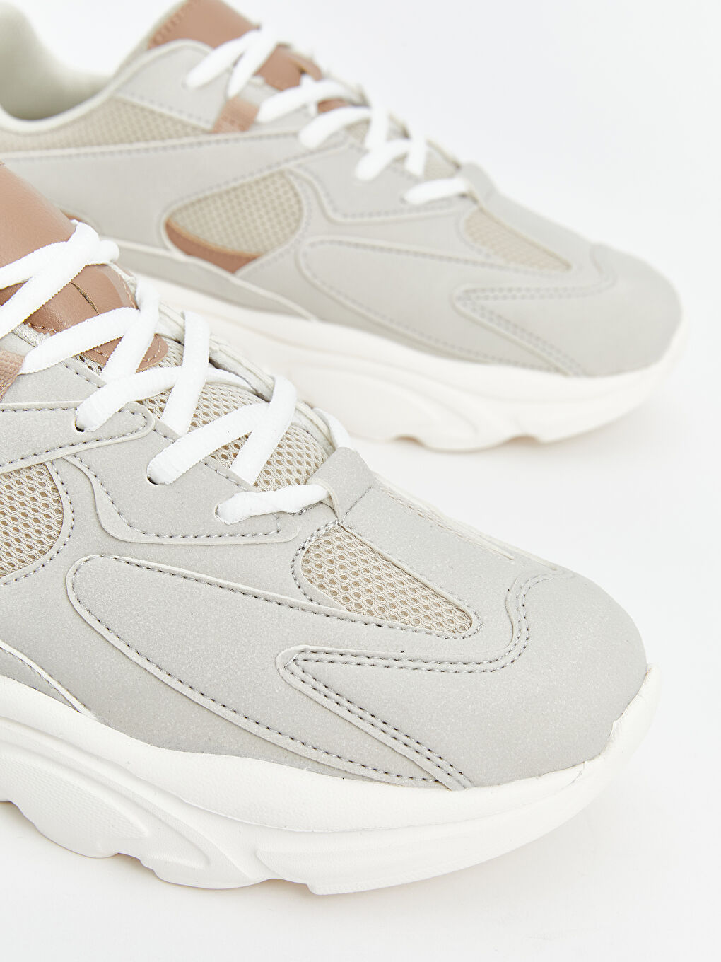 Bej Bağcıklı Kadın Spor Ayakkabı-2