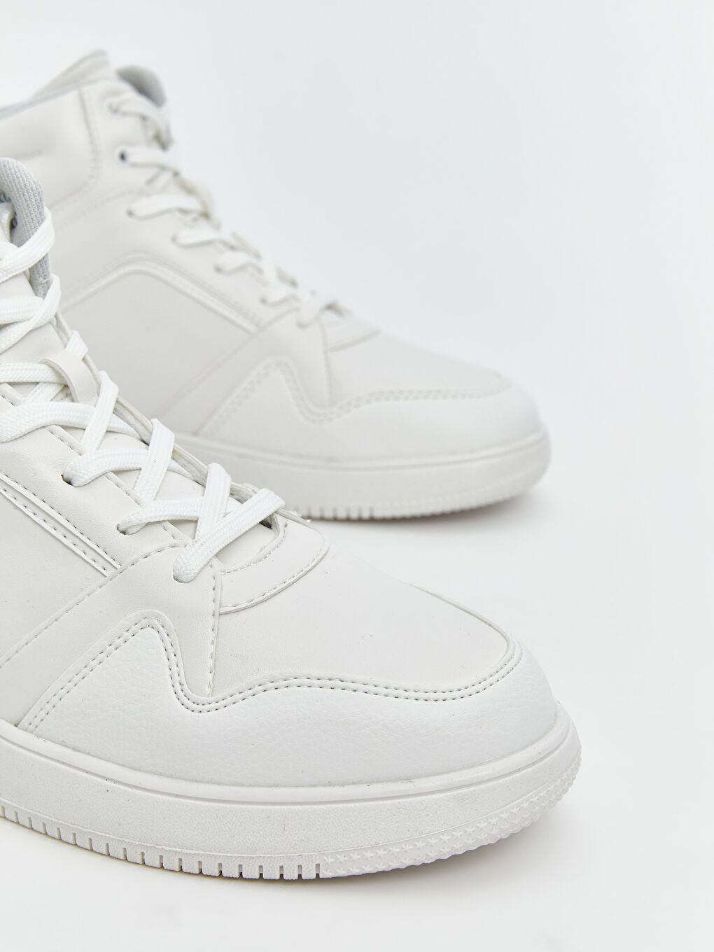 Beyaz Bağcıklı Bilek Boy Kadın Spor Ayakkabı-2