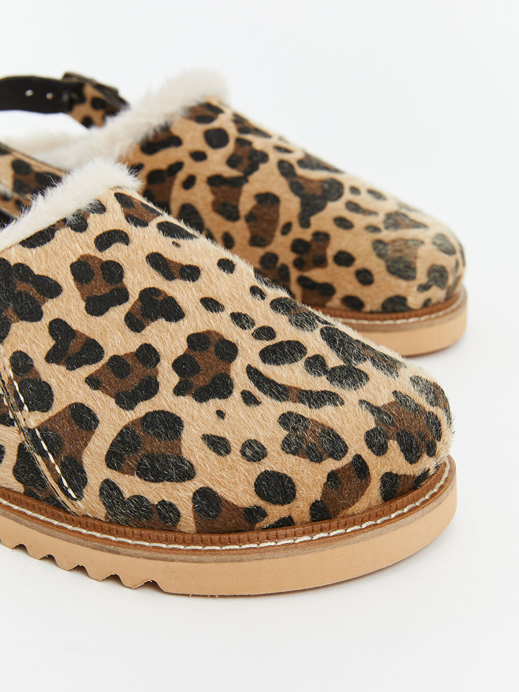 Karışık Leopar Desenli Süet Görünümlü Kadın Ev Terliği-4