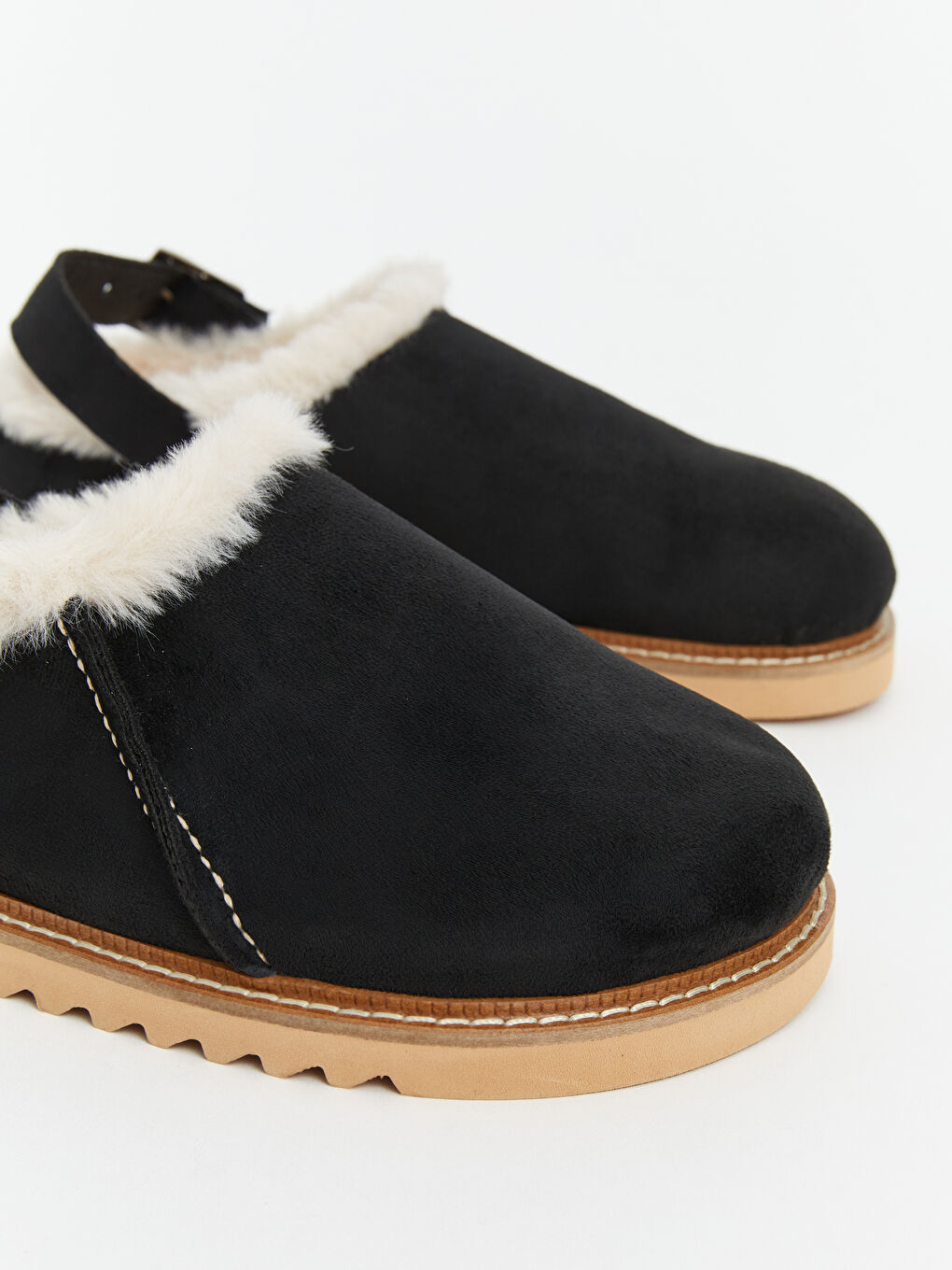 Siyah Süet Görünümlü Kadın Ev Terliği-4