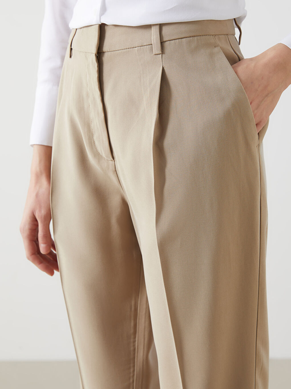 Ženske pantalone šargarepa kroja -S5DA34Z8-D1N