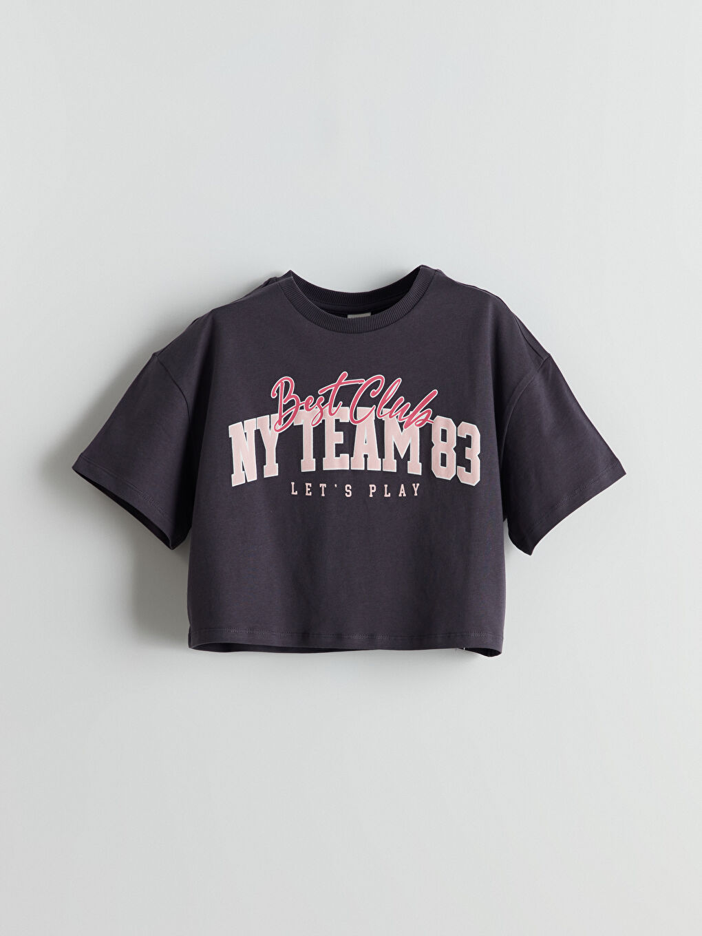 تيشيرت قصير بياقة دائرية للبنات - مجموعة من قطعتين-4