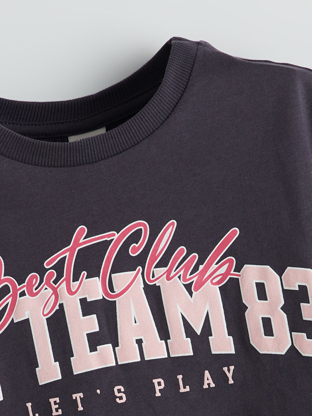 تيشيرت قصير بياقة دائرية للبنات - مجموعة من قطعتين-5