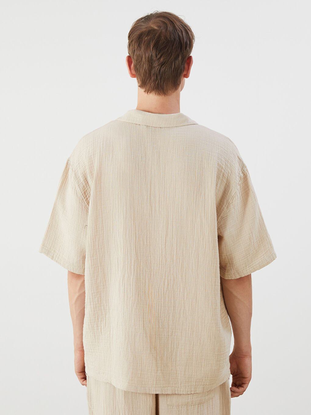 Relaxed Fit Resort Collar Short Sleeve Men's Shirt-9