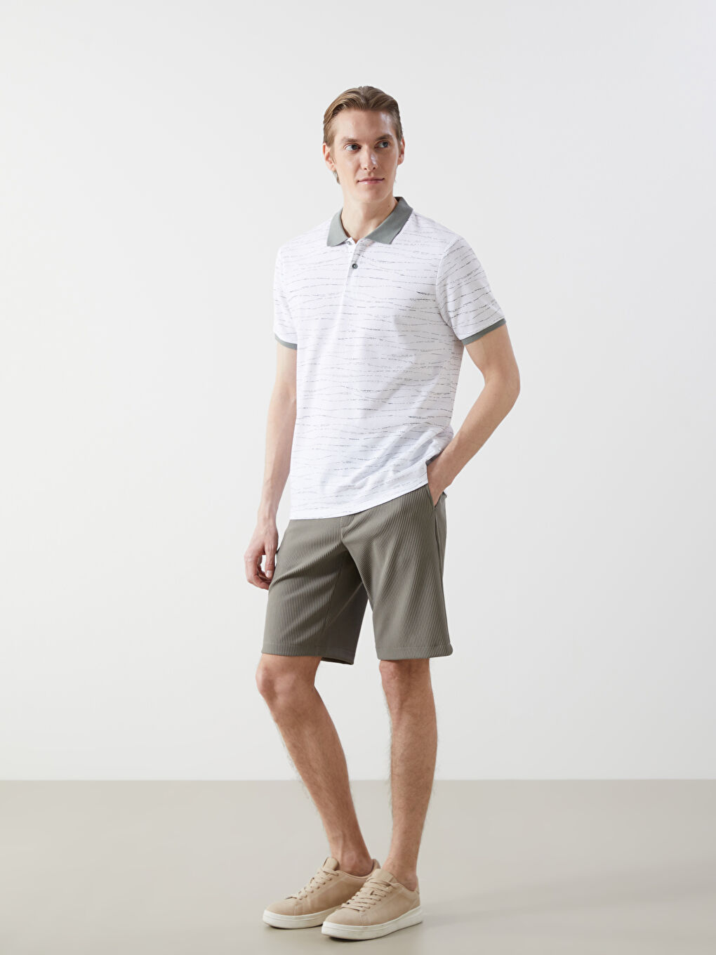 Standard Fit Men's Shorts -S5DF71Z8-DMK