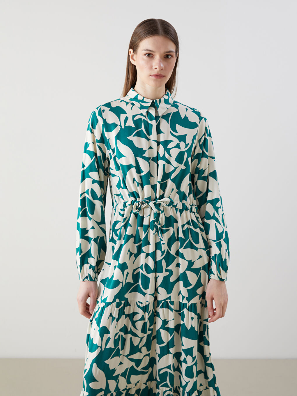 Robe à motifs à col boutonné-1