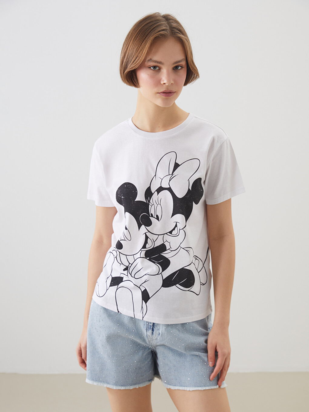 T-shirt Pour Femmes À Col Rond Imprimé Mickey Et Minnie Mouse