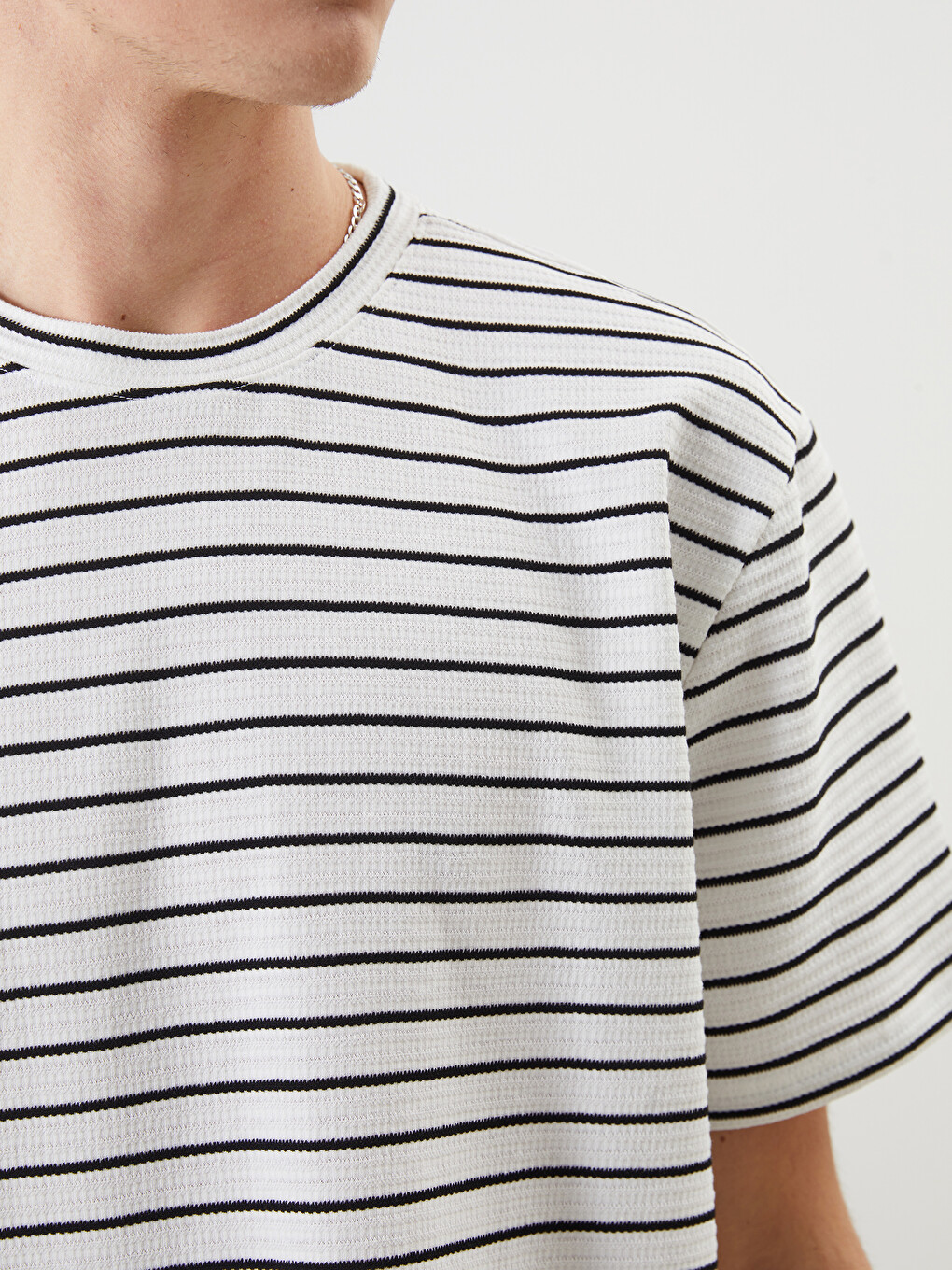 Crew Neck Short Sleeve Striped Jersey Men's T-shirt-2