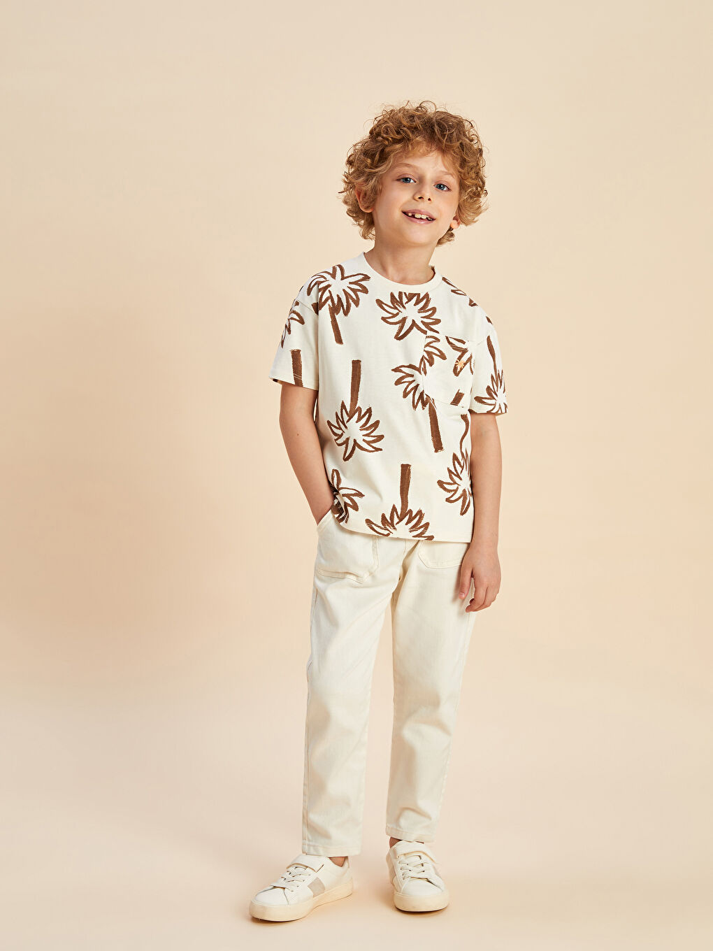 LCW Kids Elasticated Waist Gabardine Baby Boys' Trousers -S5DG97Z1-QVK