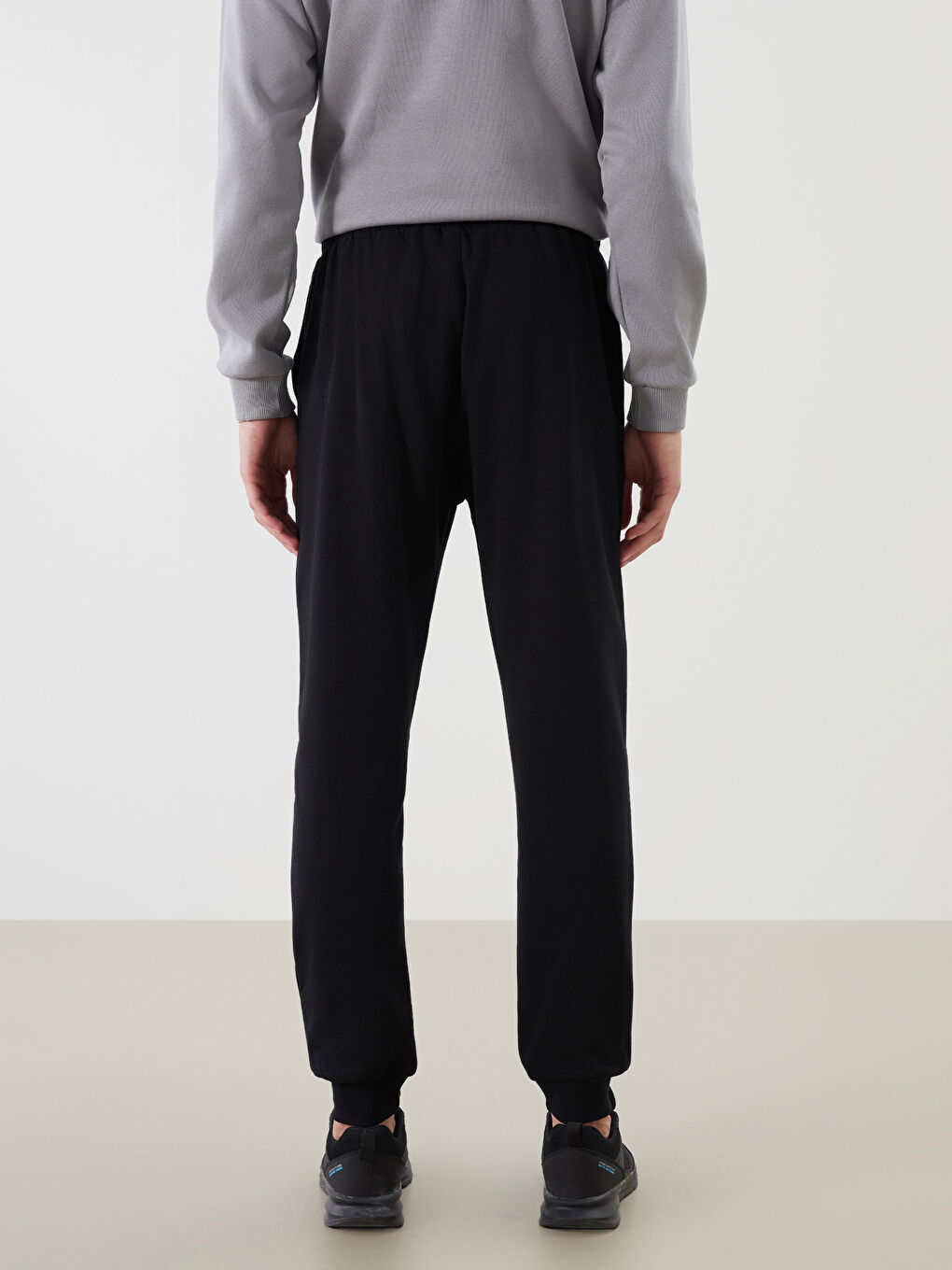 Standard Fit Men's Jogger Sweatpants-3