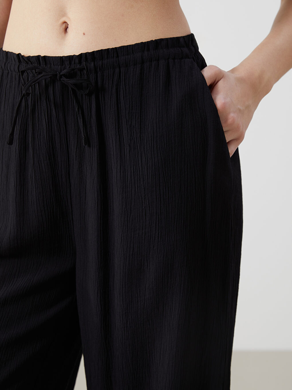 Teksturisane pantalone za žene sa elastičnim strukom -S5DK03Z8-CVL