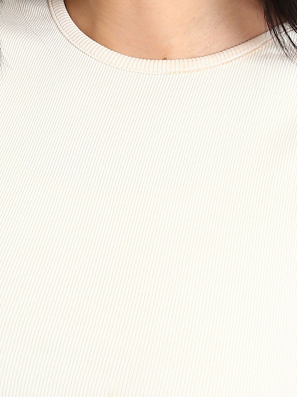 Crew Neck Textured Women's Crop Top-2