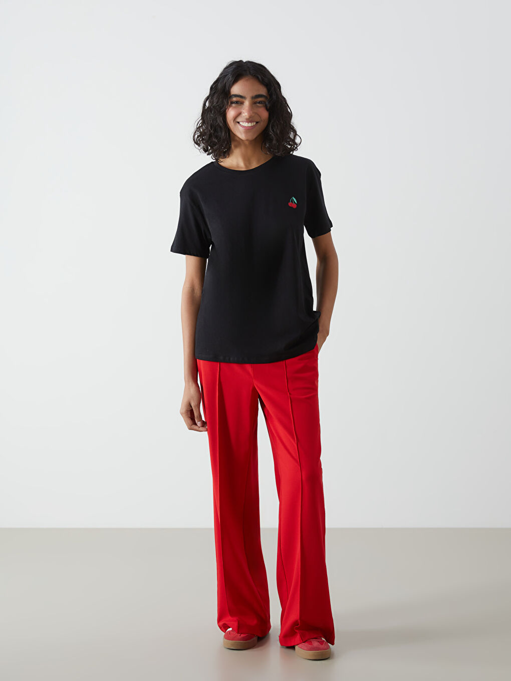 Crew Neck Embroidered Women's T-Shirt -S5DL09Z8-CVL