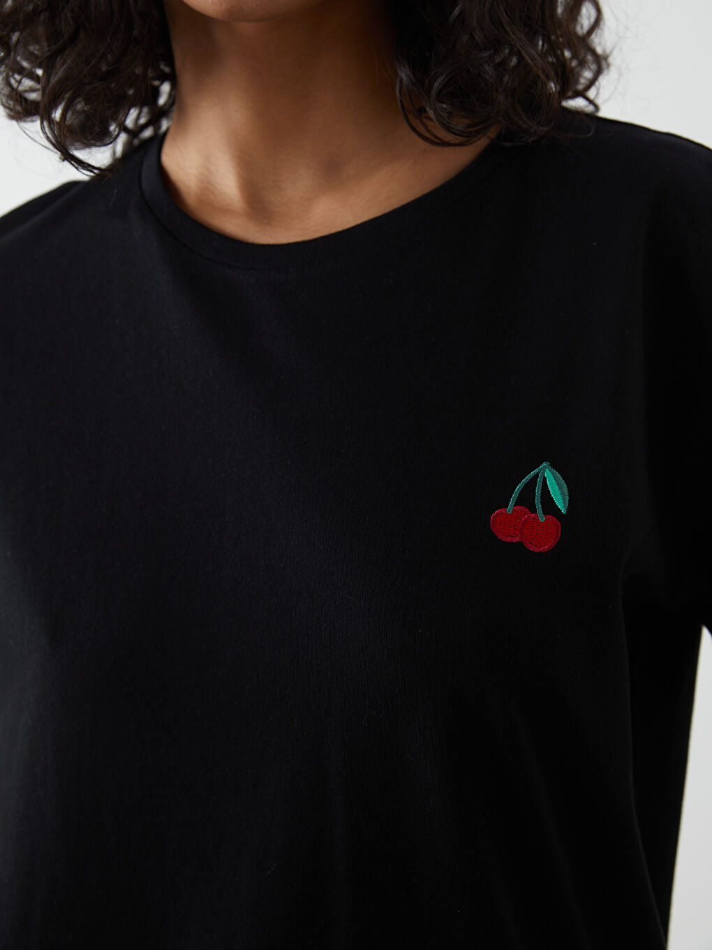 Crew Neck Embroidered Women's T-Shirt -S5DL09Z8-CVL