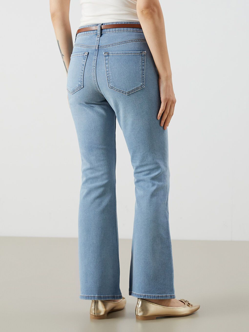 İndigo Beli Kemerli Mars Flare Kadın Jean Pantolon-3