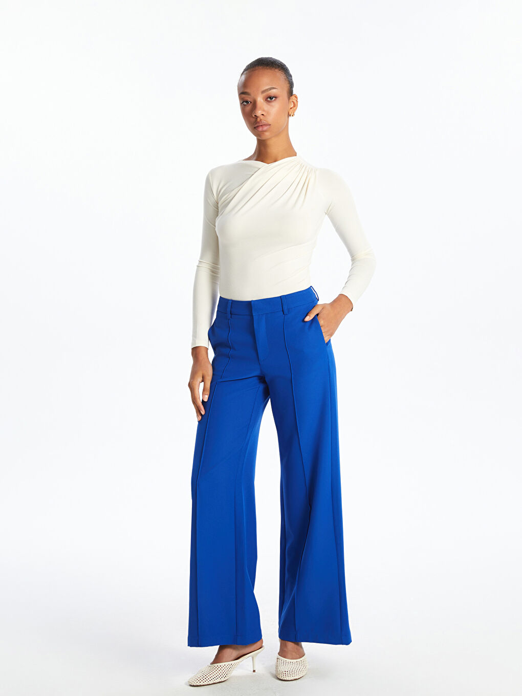 Blouse Froncée à Col Rond-1