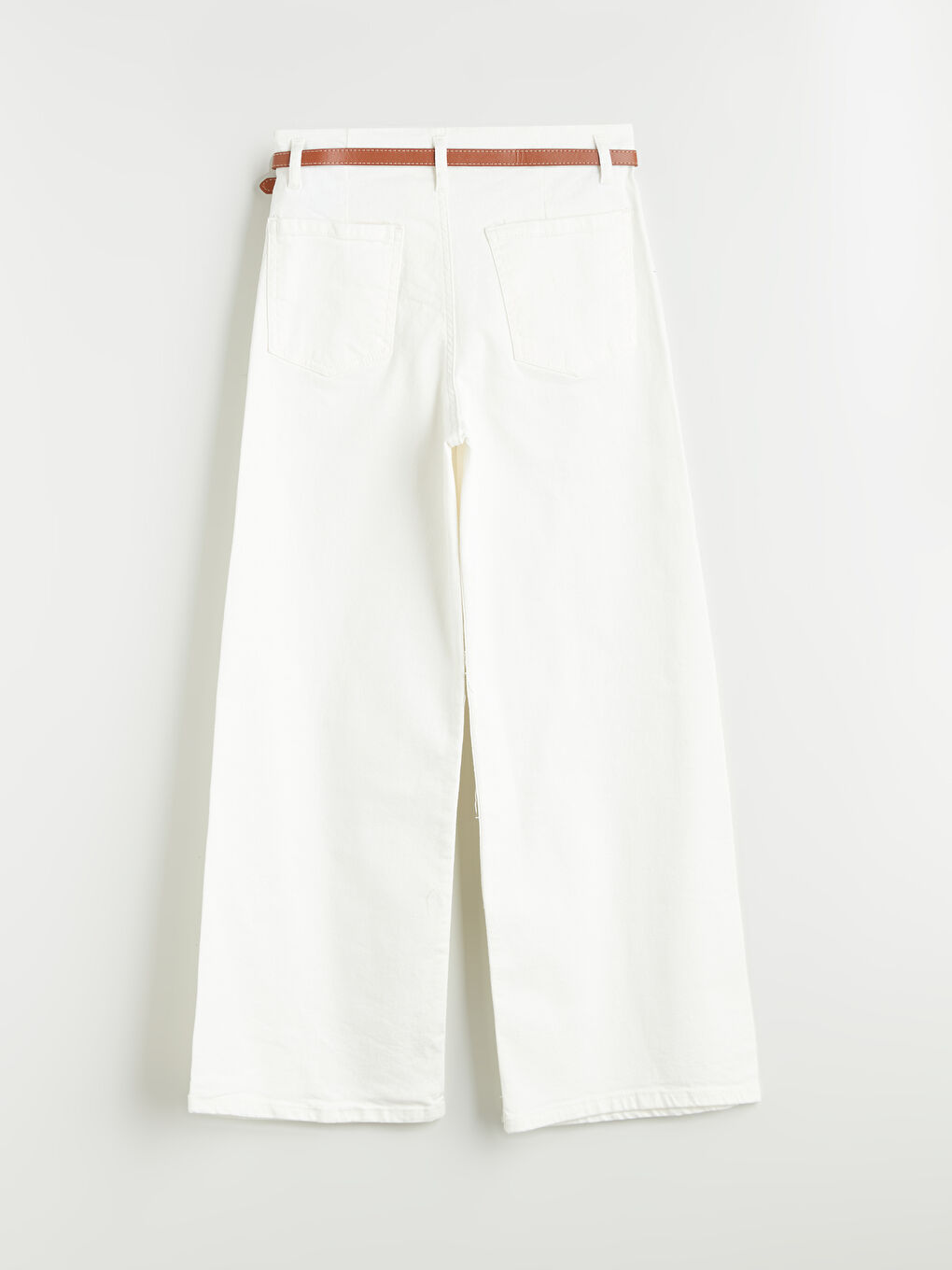 Beyaz Beli Kemerli Wideleg Kadın Jean Pantolon-5
