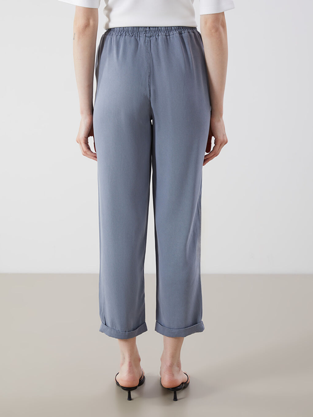 Lacivert Beli Lastikli Paperbag Kadın Jean Pantolon-3