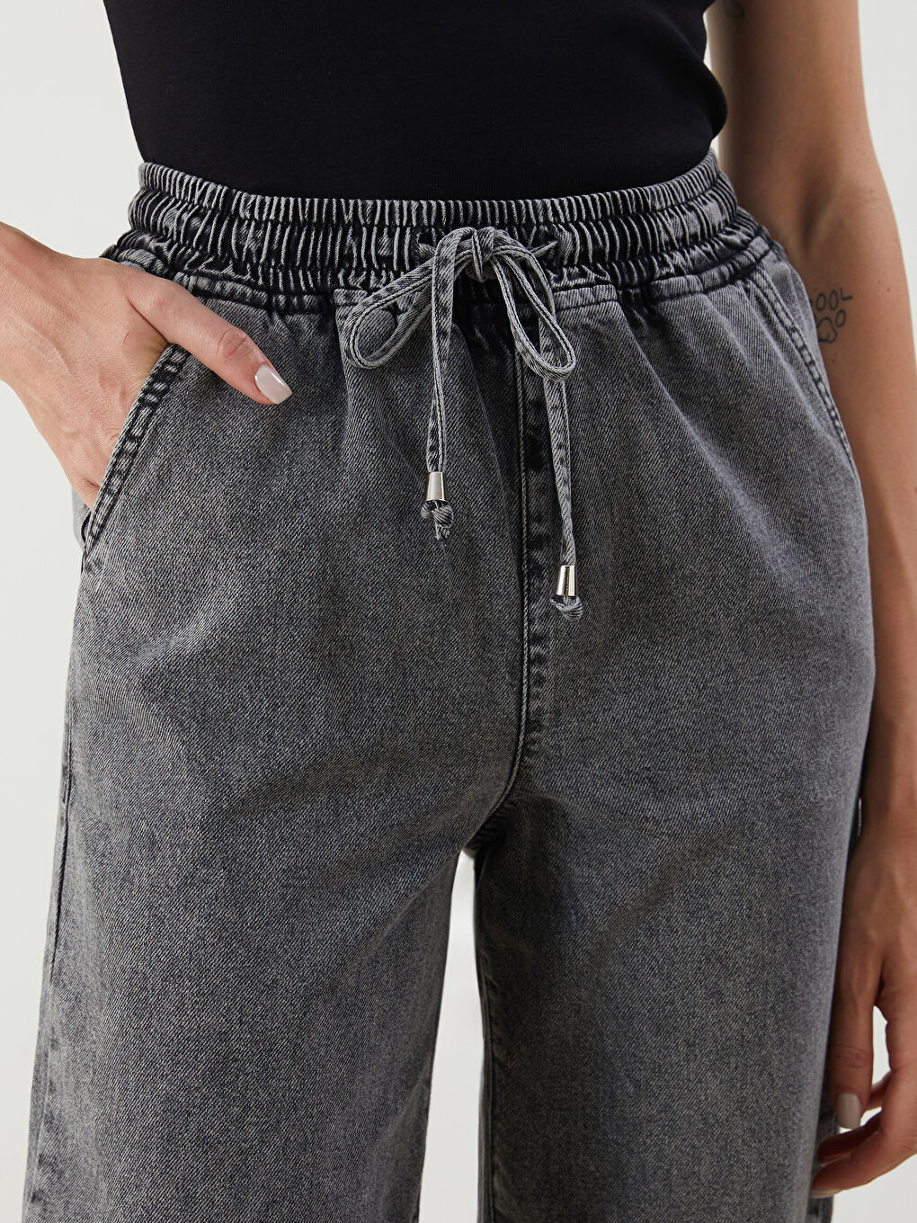 Elasticated Waist Mom Fit Women's Jeans -S5DM99Z8-327