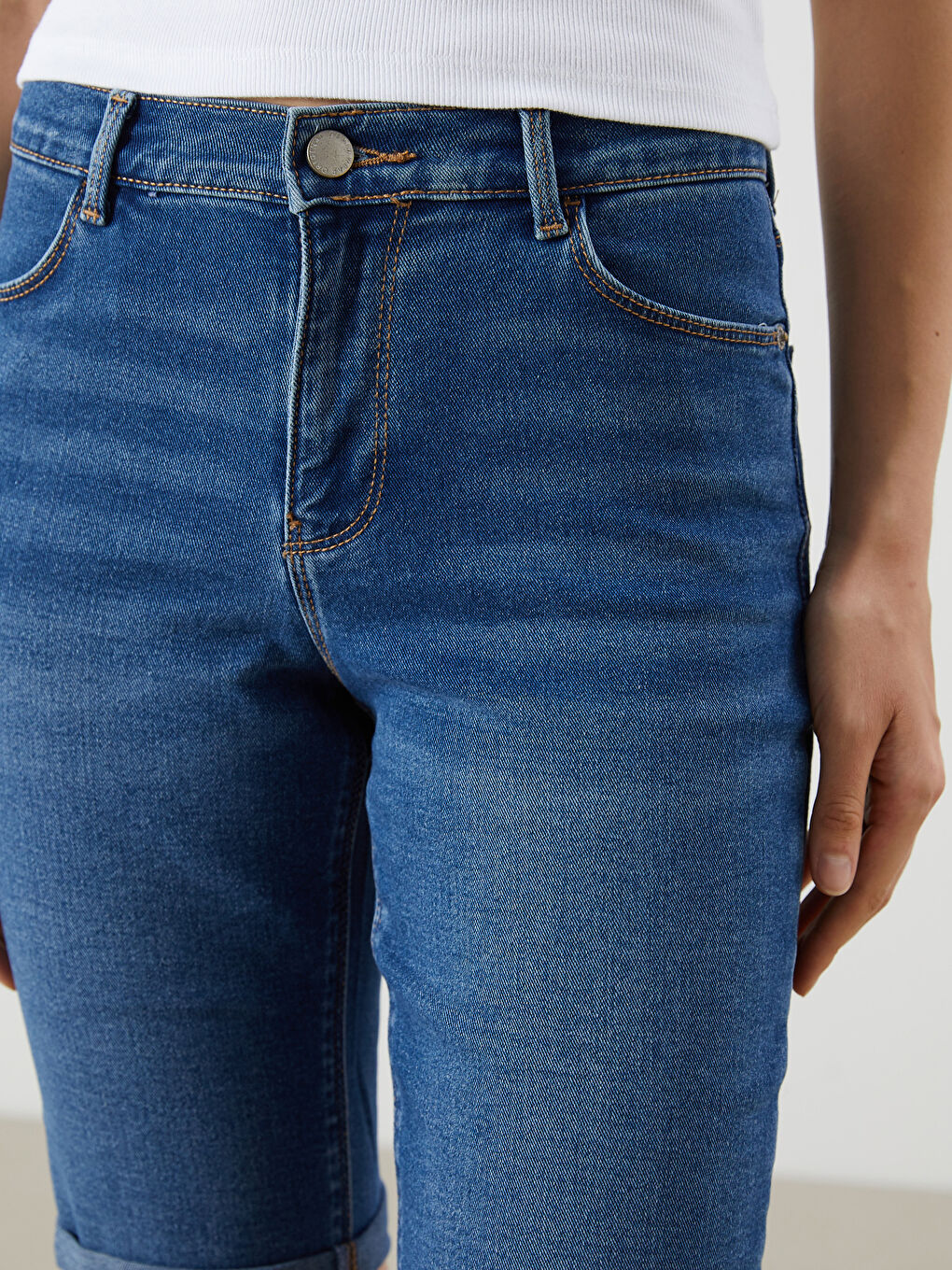LCW Jeans Slim Fit Women's Denim Shorts -S5DN09Z8-507