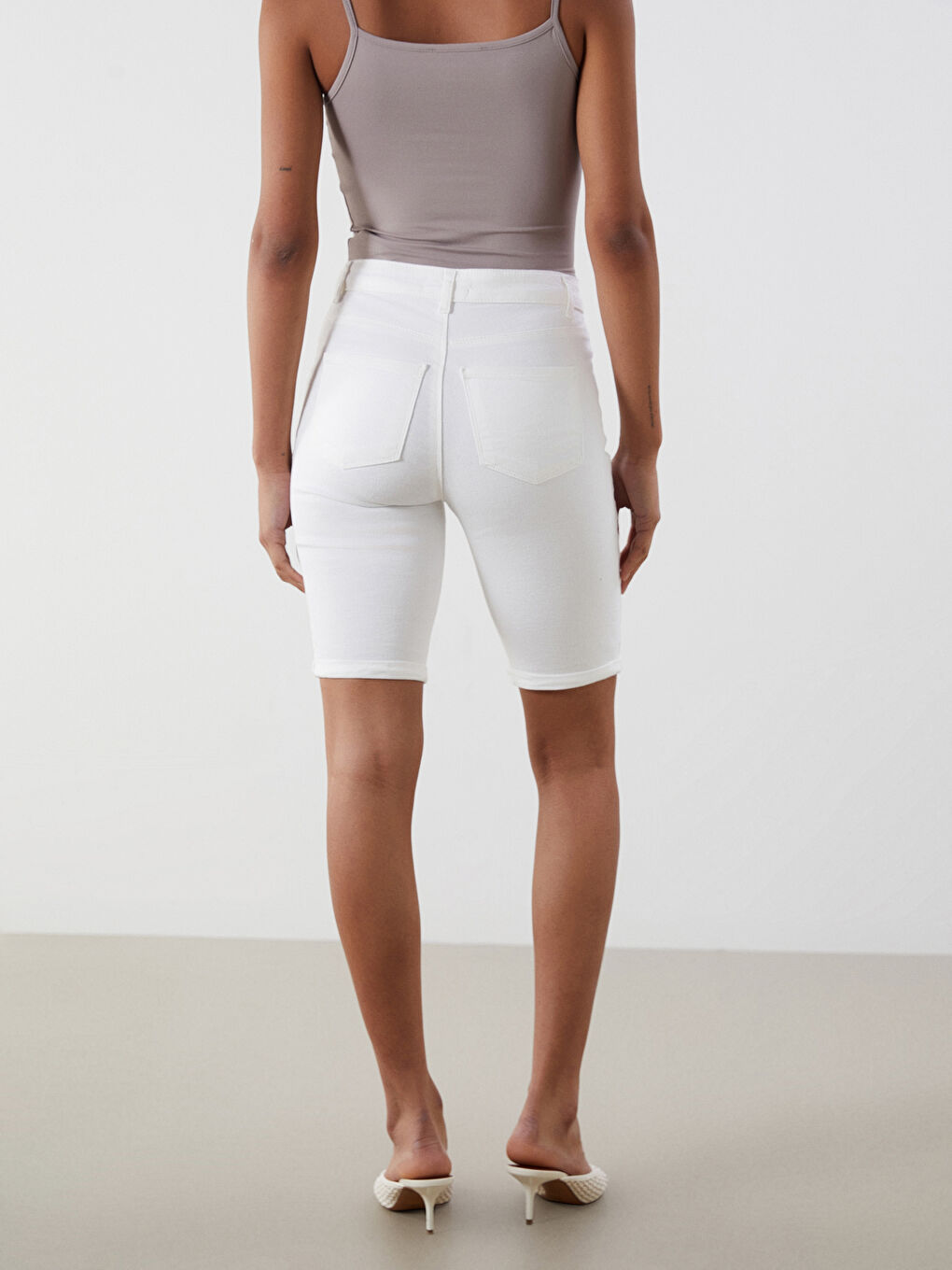 Bermuda Fit Women's Denim Shorts -S5DN11Z8-844