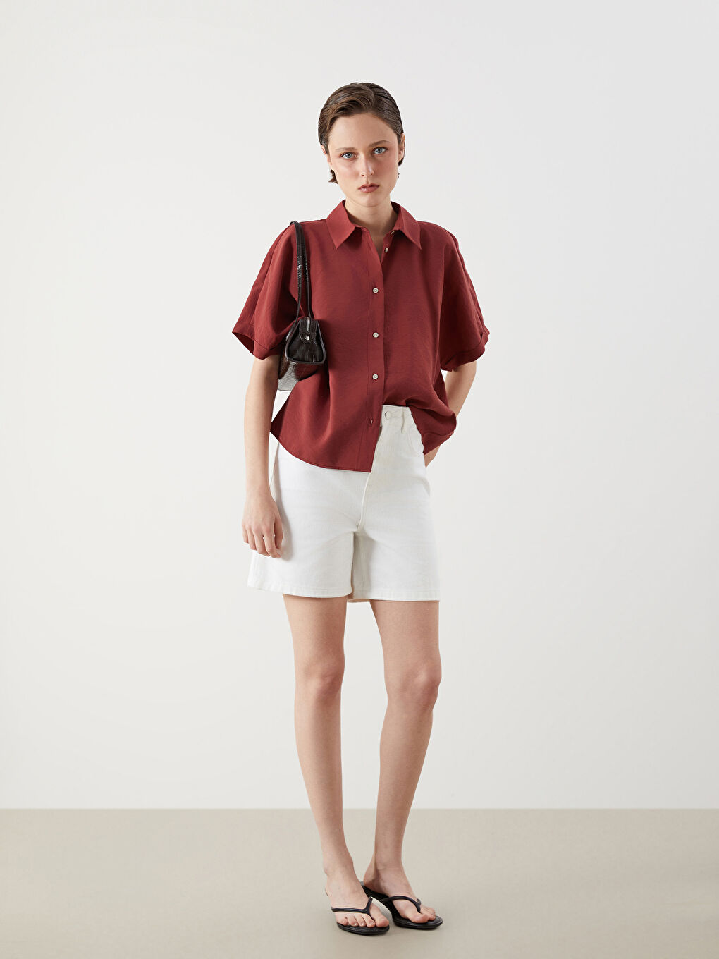 Джинсовые Шорты-Бермуды Женские