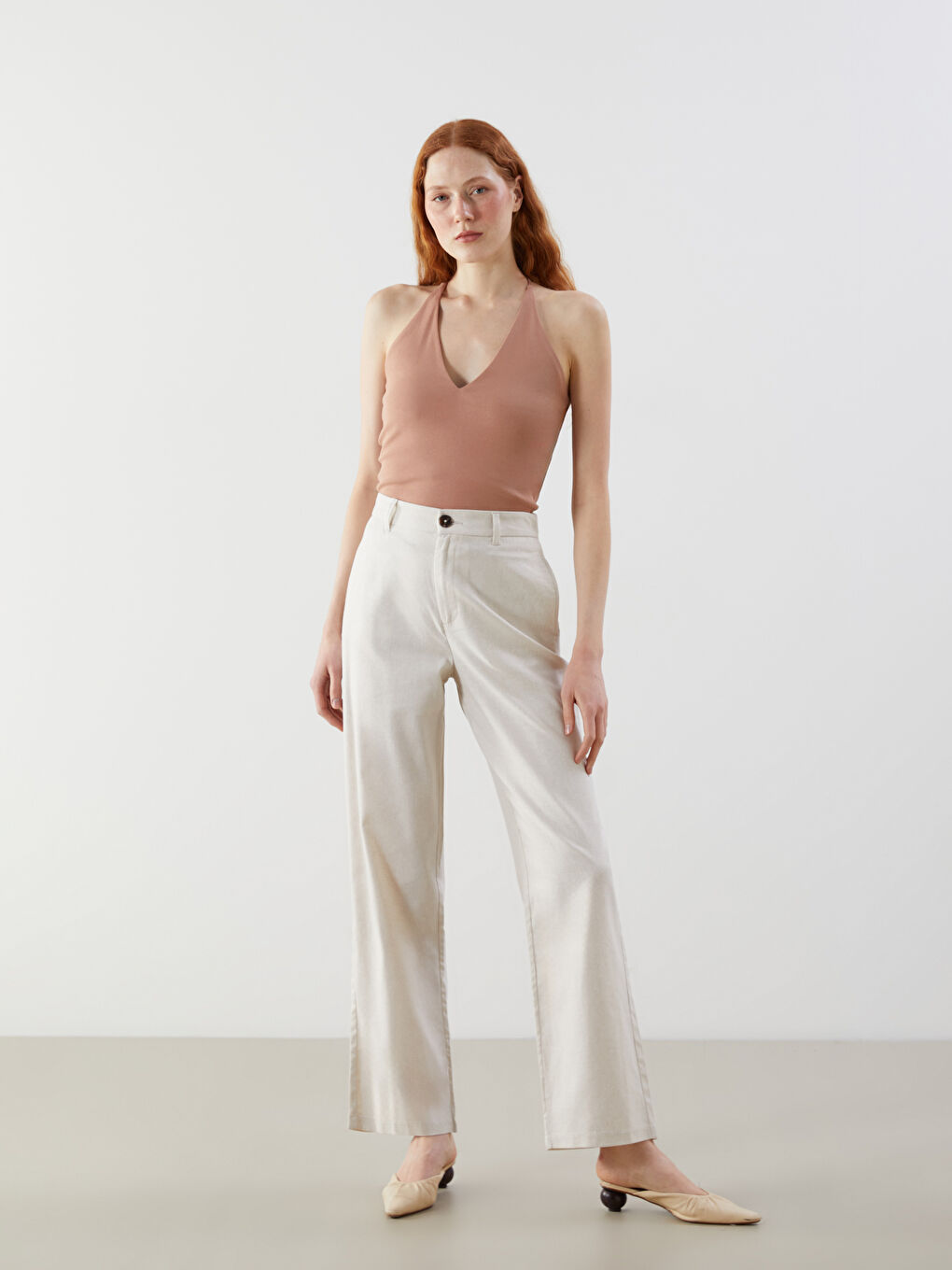 Ženske pantalone standardnog kroja od mešavine lana -S5DO80Z8-CR8